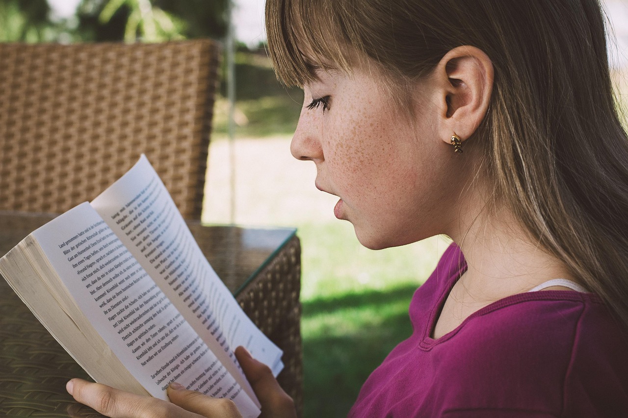 read, girl, reading material, to learn, child, focus, imagine, school, learning material, task, a book, people, woman, adult, a, focus, school, school, school, school, school